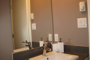 1 Bedroom China Town Condo