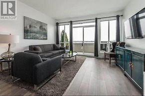 1 Bedroom China Town Condo