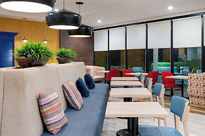 Home2 Suites by Hilton Buffalo Airport / Galleria Mall