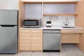 Home2 Suites by Hilton Buffalo Airport / Galleria Mall