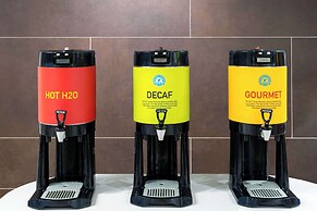 Home2 Suites by Hilton Buffalo Airport / Galleria Mall