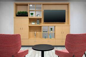 Home2 Suites by Hilton Buffalo Airport / Galleria Mall