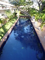 Summerland Suites