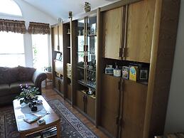 Tucked Inn the Harbour Bed & Breakfast