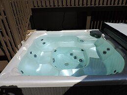 Tucked Inn the Harbour Bed & Breakfast