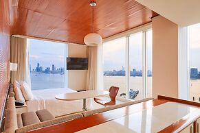 The Standard High Line