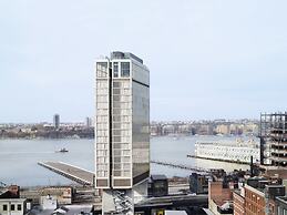 The Standard High Line