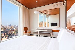 The Standard High Line