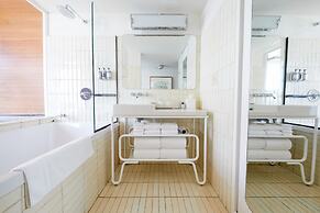 The Standard High Line