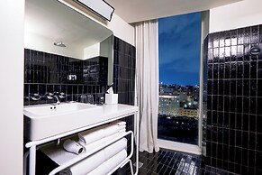 The Standard High Line