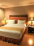 Savannah Resort Hotel