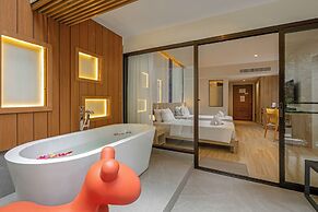 Patong Lodge Hotel