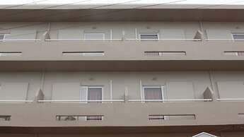 Stella Paradise by Checkin