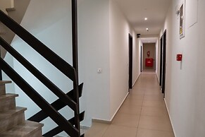 Stella Paradise by Checkin