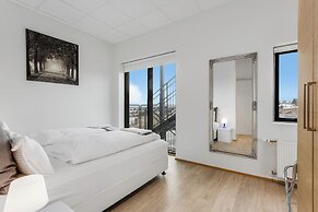 Blue Mountain Apartments by Heimaleiga