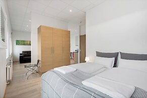 Blue Mountain Apartments by Heimaleiga