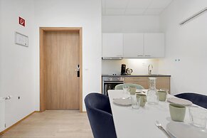 Blue Mountain Apartments by Heimaleiga