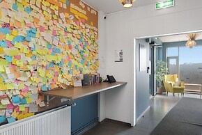 Blue Mountain Apartments by Heimaleiga