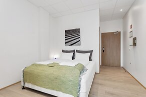 Blue Mountain Apartments by Heimaleiga