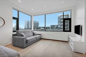 Blue Mountain Apartments by Heimaleiga