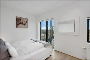 Blue Mountain Apartments by Heimaleiga