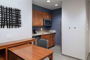 Homewood Suites by Hilton Gateway Hills Nashua
