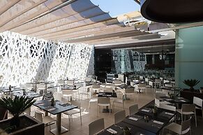 Hotel HD Beach Resort & SPA