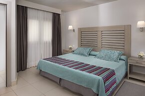 Hotel HD Beach Resort & SPA