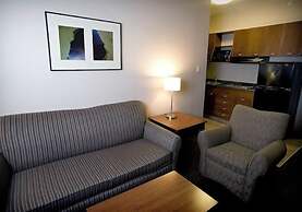 Heritage Inn & Suites