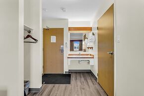 Woodland Inn Meadow Lake