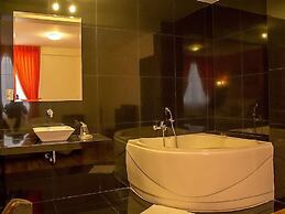 Due Hotel