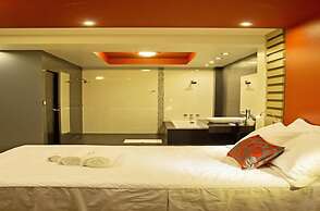 Due Hotel