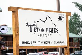 Teton Peaks Resort