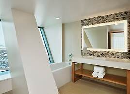 The Westin Denver International Airport