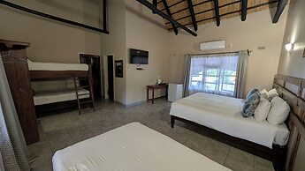 Mopani Lodge