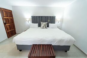 Mopani Lodge