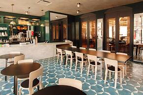 The Tillary Hotel