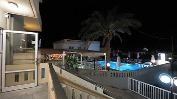Amaryllis Hotel Apartments
