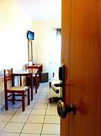 Amaryllis Hotel Apartments