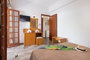 Galini Apartments and Studios