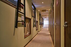 1 Night 1980 Hostel Tokyo