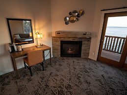 Grand Superior Lodge