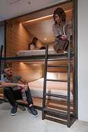 Bouti City Capsule Inn - Hostel