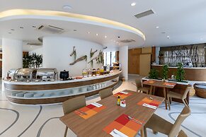 Bandara Beach Resort, Phuket