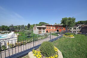 Residence Borgo Mondragon