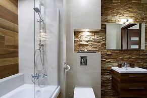 Old Town Luxury Apartments by Amstra