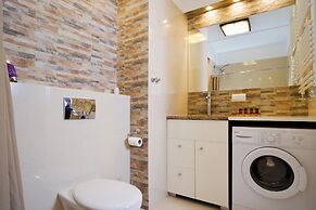 Old Town Luxury Apartments by Amstra