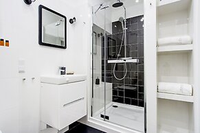 Old Town Luxury Apartments by Amstra