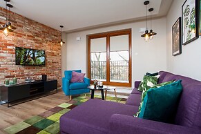 Old Town Luxury Apartments by Amstra