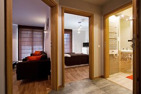 Wawel Luxury Apartments by Amstra